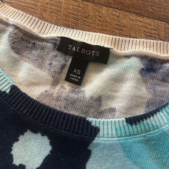 LIKE NEW BEAUTIFUL TALBOTS BRAND BLUE FLORAL SIZE XS - Picture 5 of 7